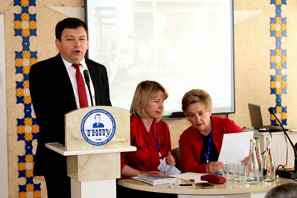 Виступ ректора ТНПУ ім.В.Гнатюка - проф.Буяк Б.Б